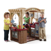 Grand Walk-In Kitchen & Grill™