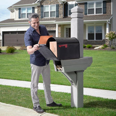Highland Mail Post™ Weathered Cedar